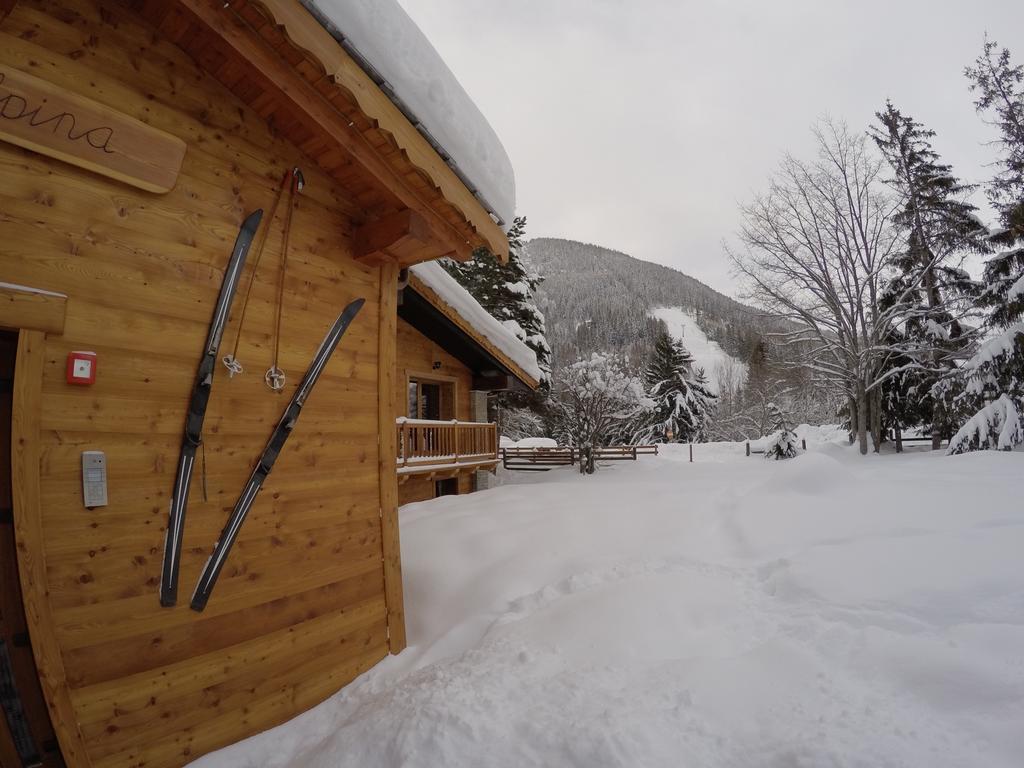 Chalet Alpina Hotel & Apartments La Thuile Ngoại thất bức ảnh