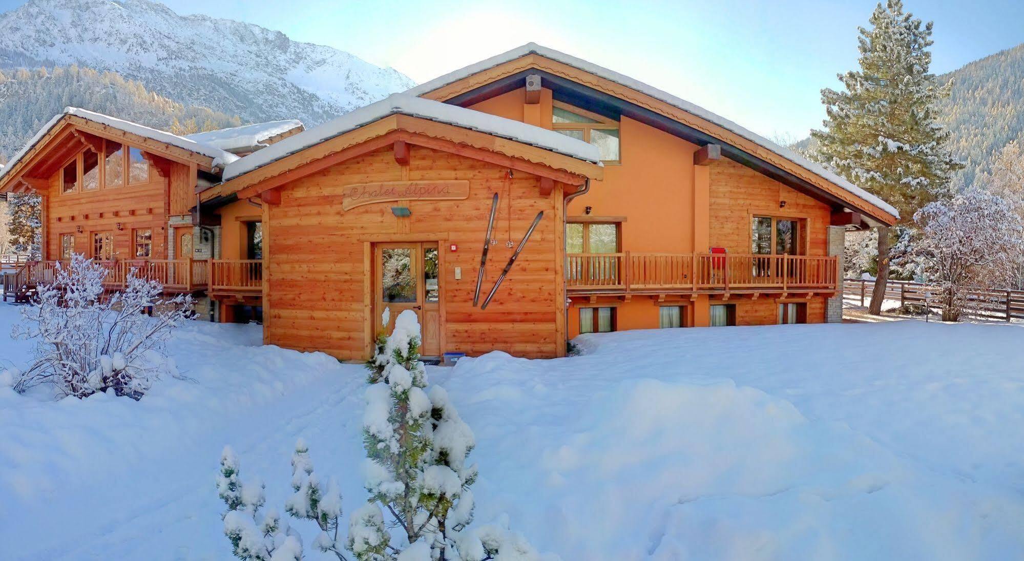 Chalet Alpina Hotel & Apartments La Thuile Ngoại thất bức ảnh